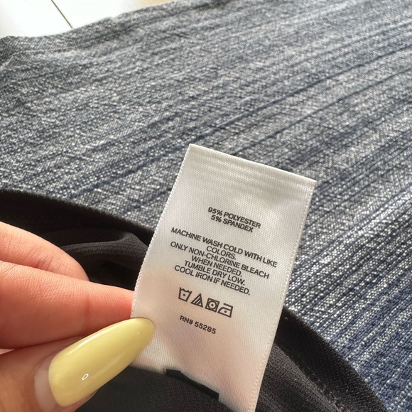 Express Black One-Shoulder Crop Top - Picture 5 of 5